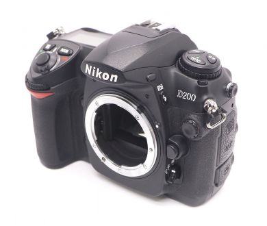 Nikon D200 body (пробег 7085 кадров)