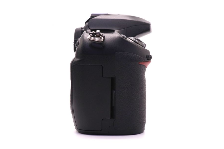 Nikon D200 body (пробег 6140 кадров)
