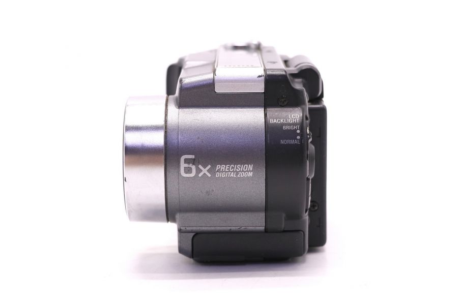 Sony Cyber-shot DSC-S30