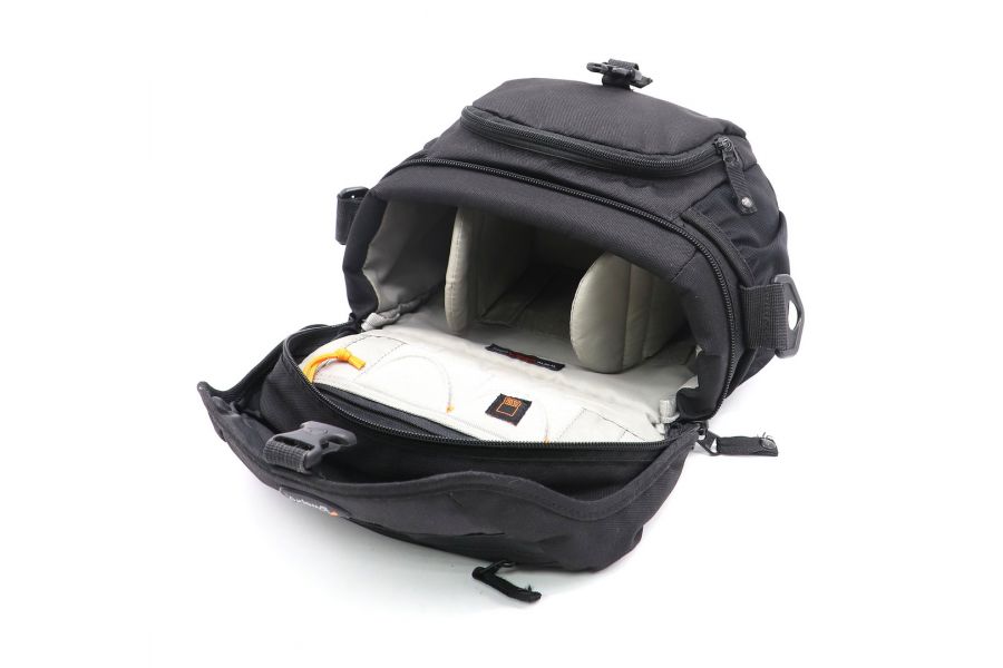 Сумка LowePro Nova 160 AW