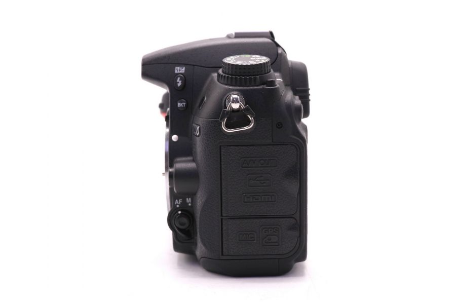 Фотокамера Nikon D7000 body (пробег 7180 кадров)