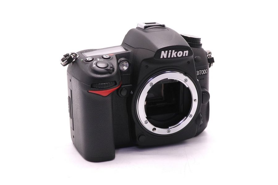 Фотокамера Nikon D7000 body (пробег 7180 кадров)