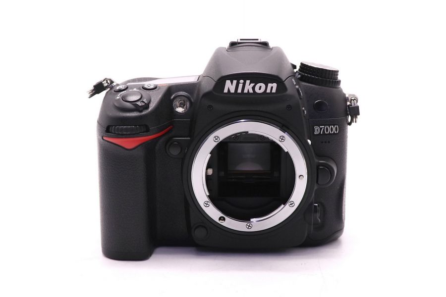 Фотокамера Nikon D7000 body (пробег 7180 кадров)