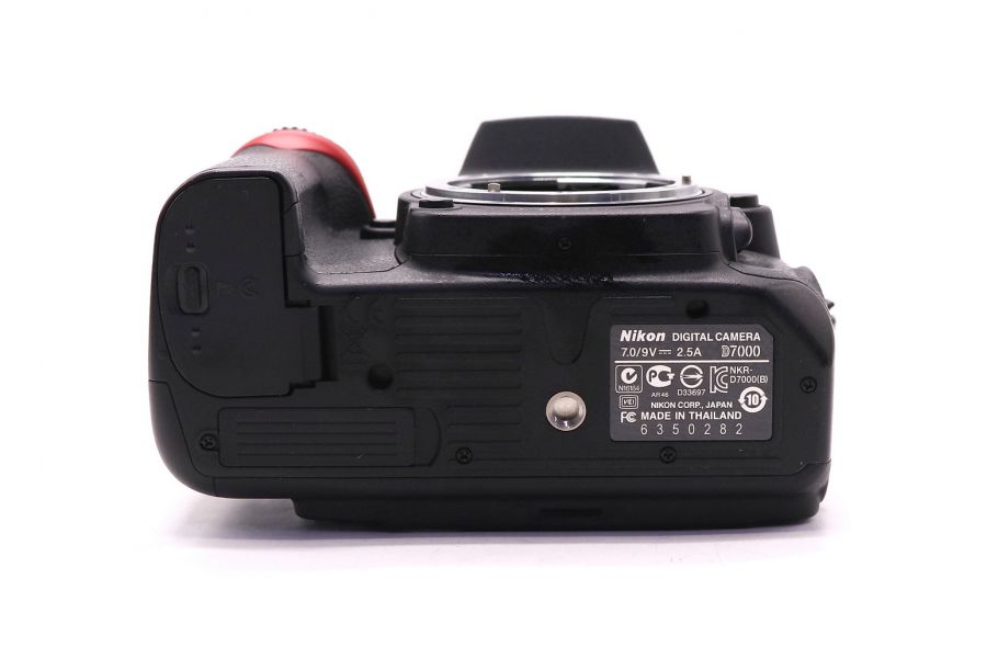 Фотокамера Nikon D7000 body (пробег 7180 кадров)