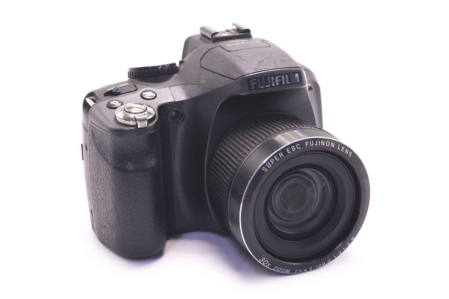 Fujifilm FinePix SL300