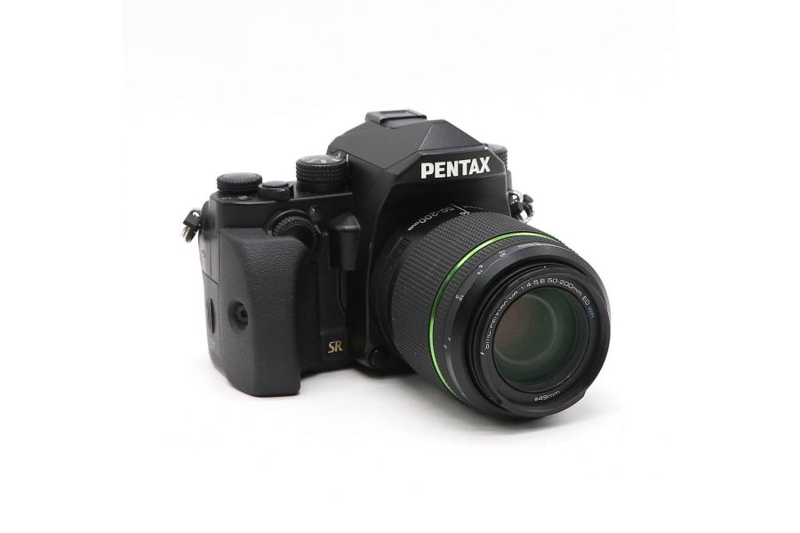 Pentax Kp kit 50-200mm f/4-5.6 ED WR