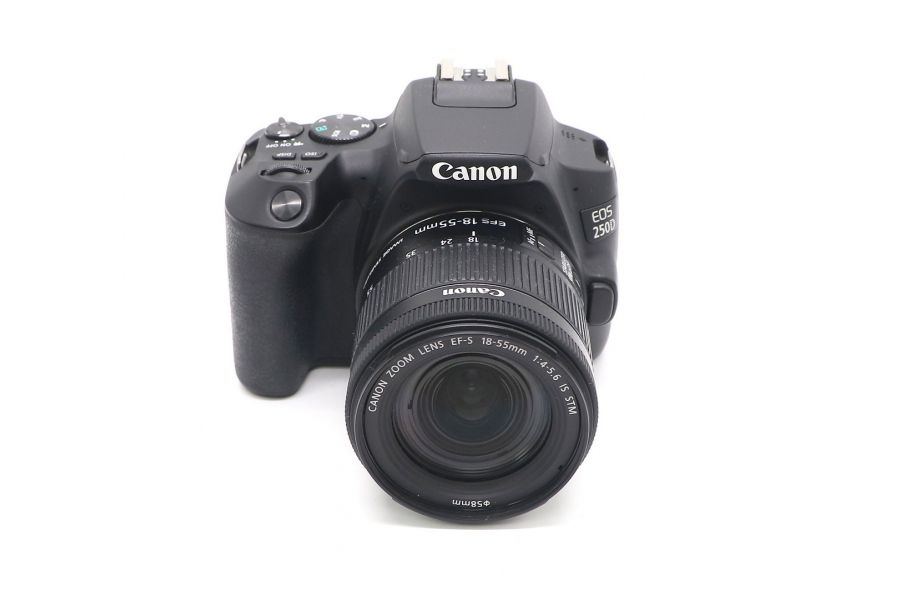 Canon EOS 250D kit в упаковке (пробег 5000 кадров)