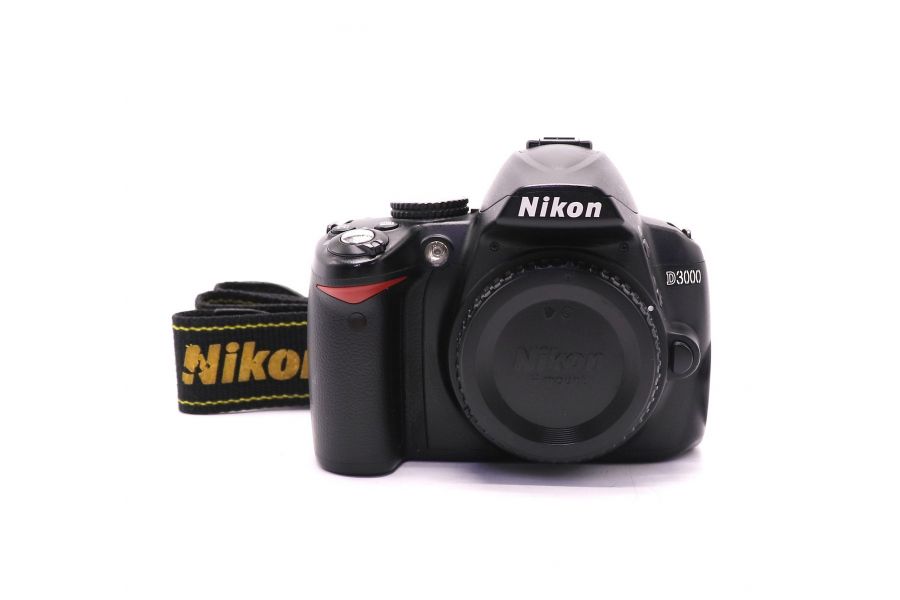 Nikon D3000 body (пробег 11570 кадров)