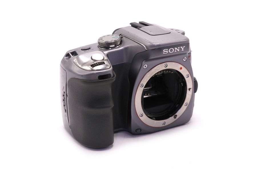 Sony A100 body (Malaysia)