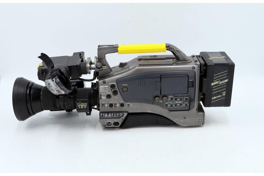 Видеокамера JVC GY-DV5000E