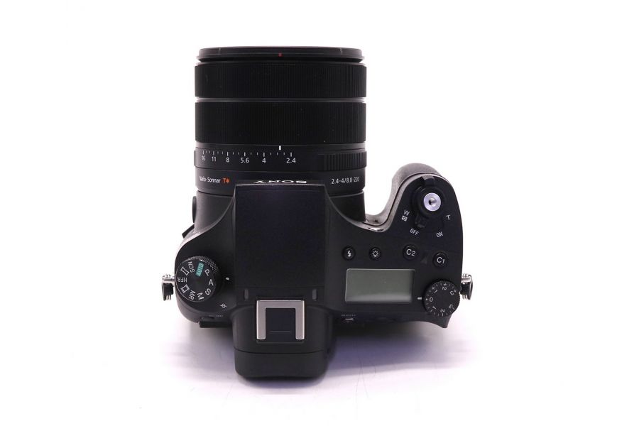 Фотоаппарат Sony Cyber-shot DSC-RX10M4 в упаковке 