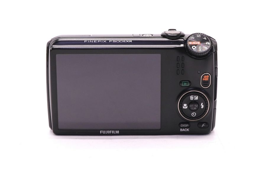 Компактный Fujifilm FinePix F500EXR в упаковке 