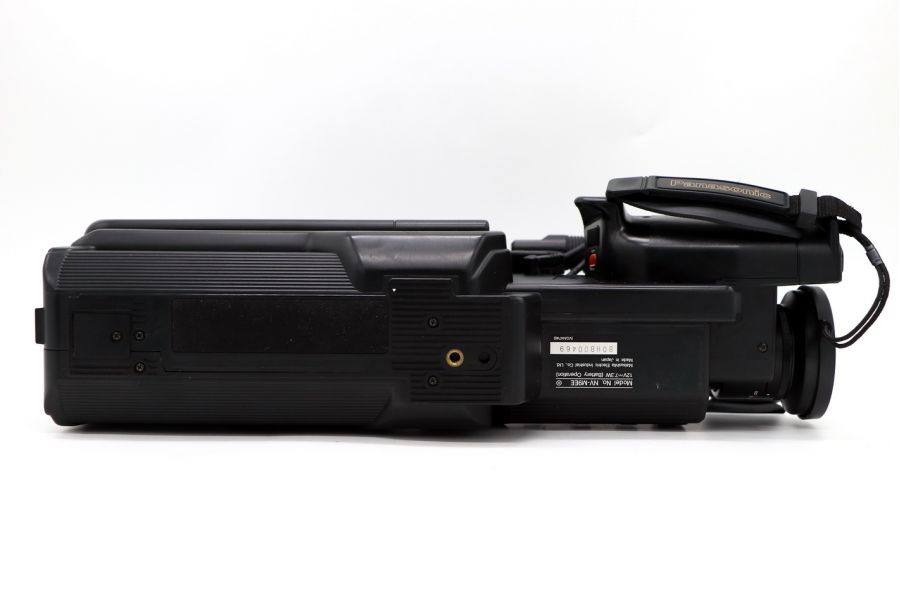 Видеокамера Panasonic NV-M9EE (Japan, 1991)