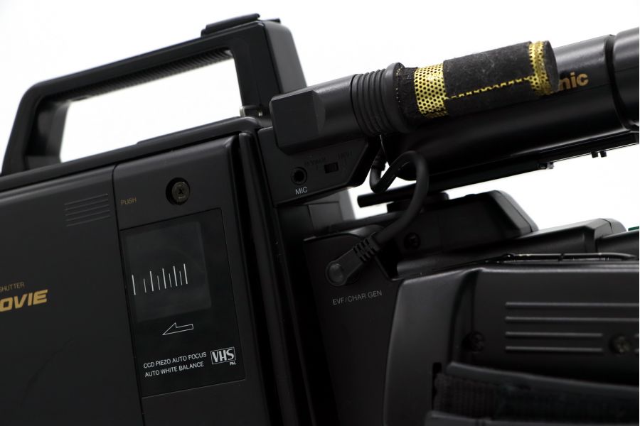 Видеокамера Panasonic NV-M9EE (Japan, 1991)