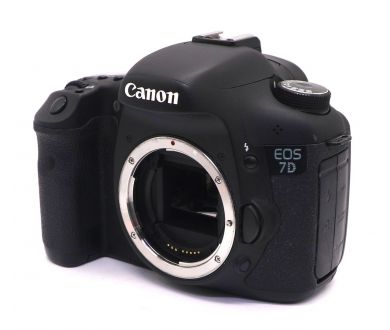 Canon EOS 7D body (пробег 25800 кадров)