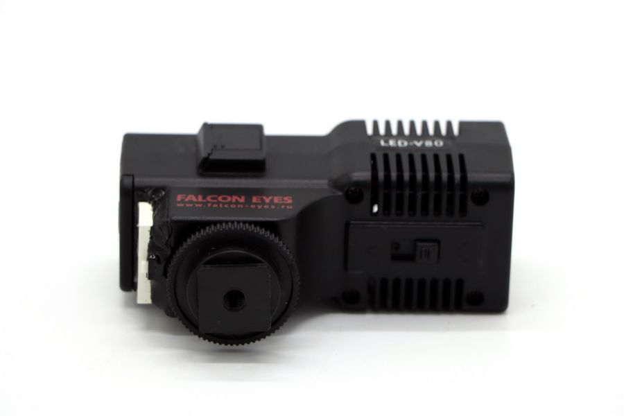 Накамерный свет Falcon Eyes Led-V80
