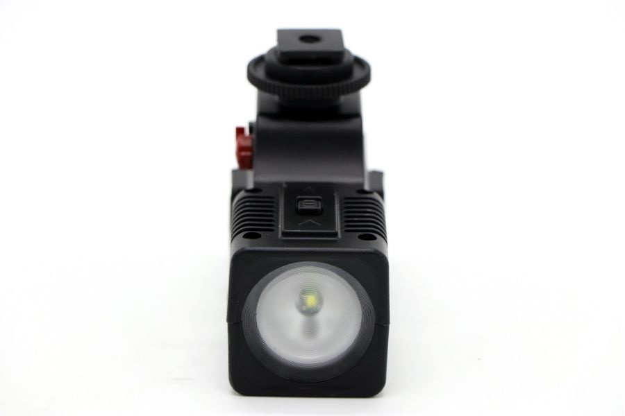 Накамерный свет Falcon Eyes Led-V80