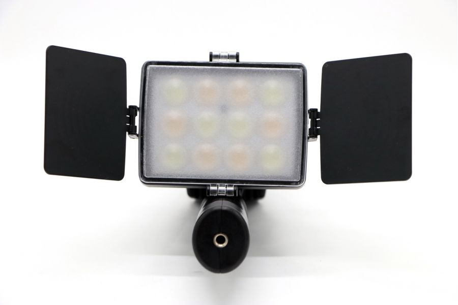 Накамерный свет Falcon Eyes Led-V80