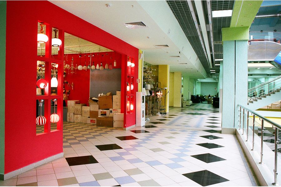 Canon EF 28mm f/2.8 подходит для путешествий