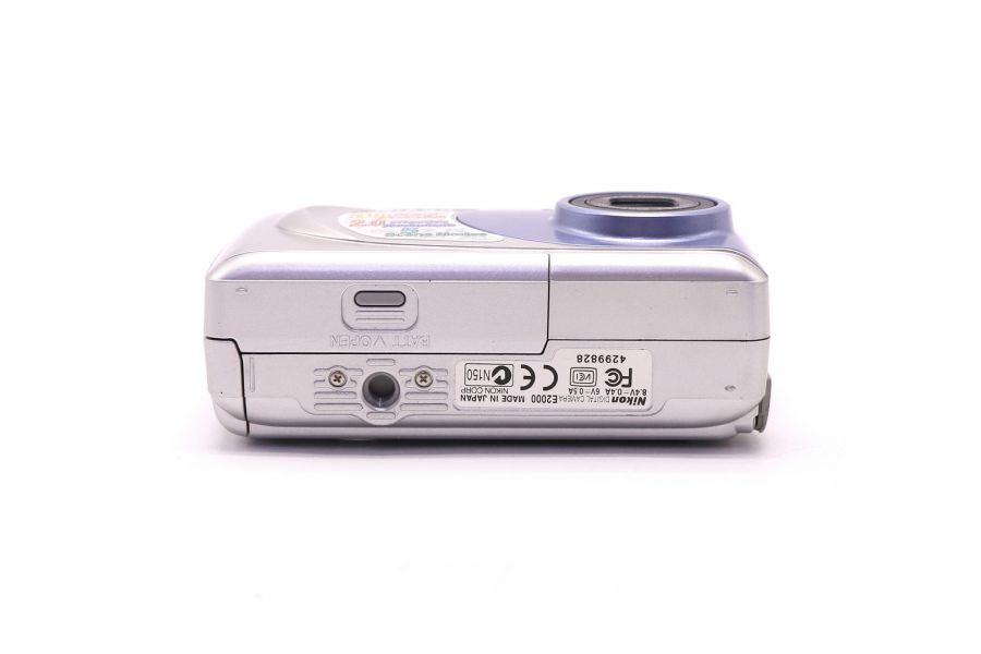 Nikon Coolpix 2000
