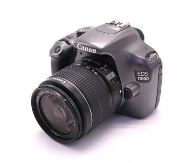 Canon EOS 1100D kit gray (пробег 10070 кадров)