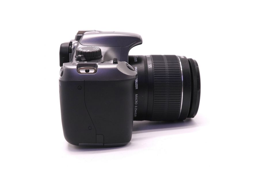 Canon EOS 1100D kit gray (пробег 10070 кадров)