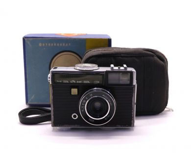 Советский шкальный фотоаппарат Чайка 3 в упаковке