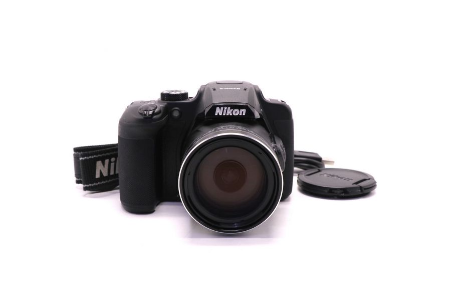 Nikon Coolpix B700