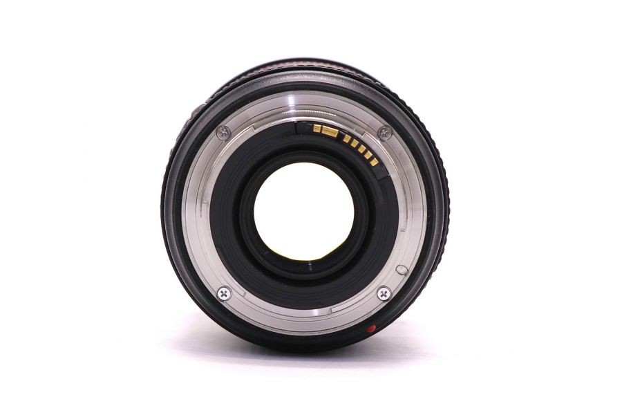 Canon EF 24-70mm f/2.8 L II USM