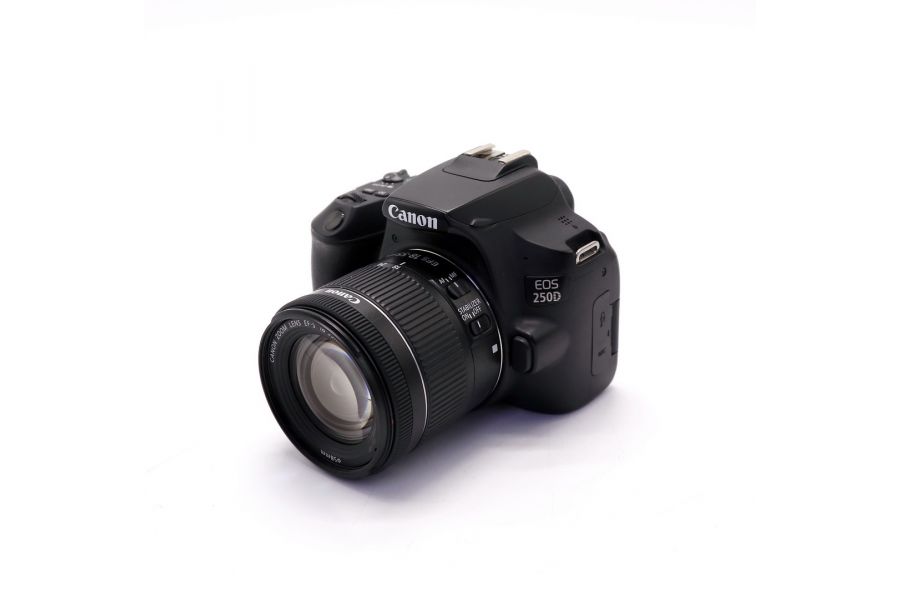 Canon EOS 250D kit (пробег 39000 кадров)