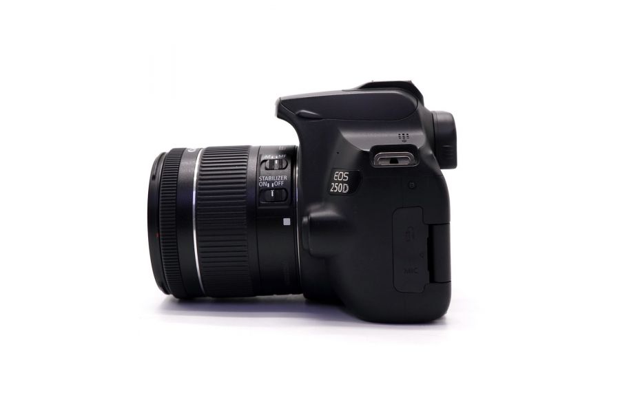 Canon EOS 250D kit (пробег 39000 кадров)