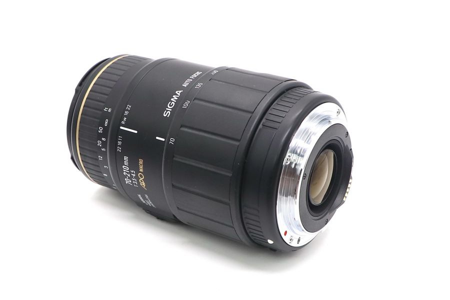 Sigma AF 70-210mm f/3.5-4.5 APO Macro for Canon EF