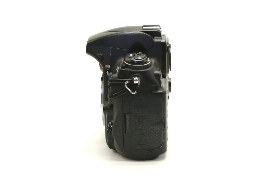 Nikon D700 body в упаковке (пробег 187430 кадров)