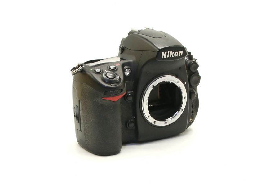 Nikon D700 body в упаковке (пробег 187430 кадров)