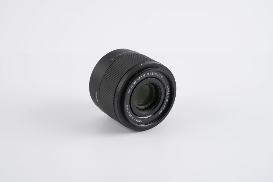 Объектив Viltrox AF 40mm f/2.5 for Sony E