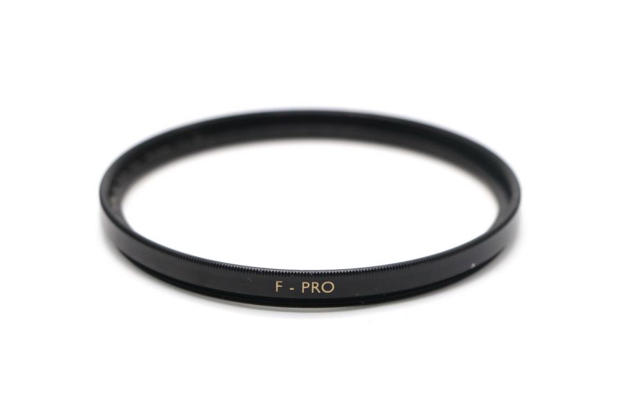 Светофильтр B+W 67 010 UV - Haze 1x E