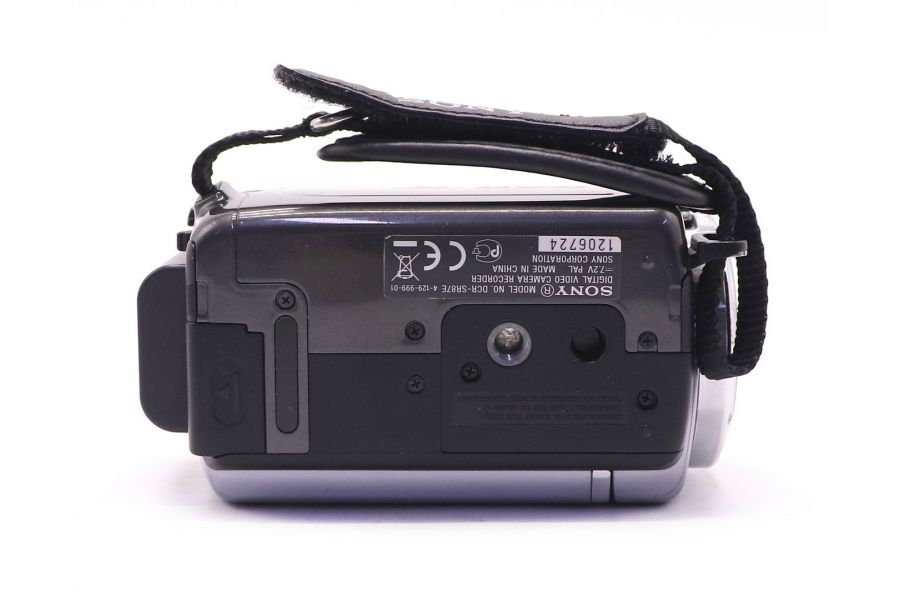 Видеокамера Sony DCR-SR87E