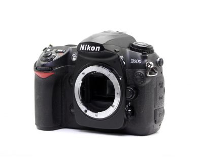 Nikon D200 body (пробег 54730 кадров)