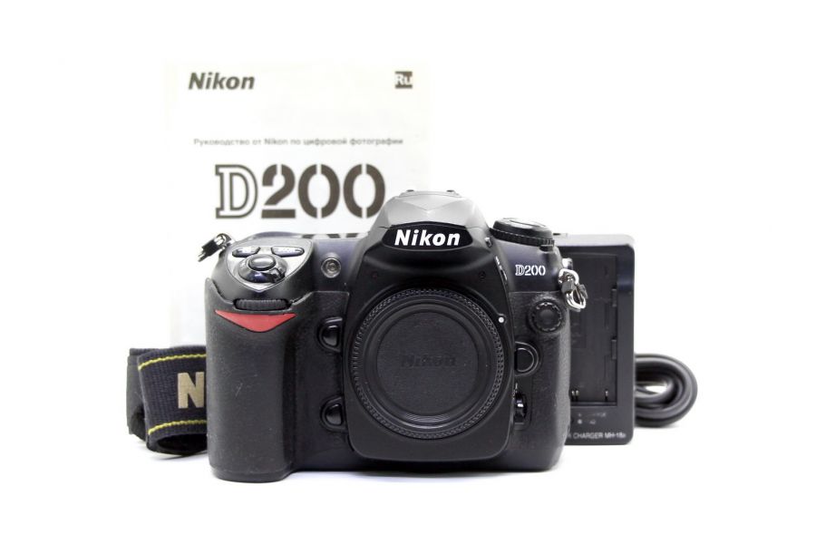 Nikon D200 body (пробег 54730 кадров)
