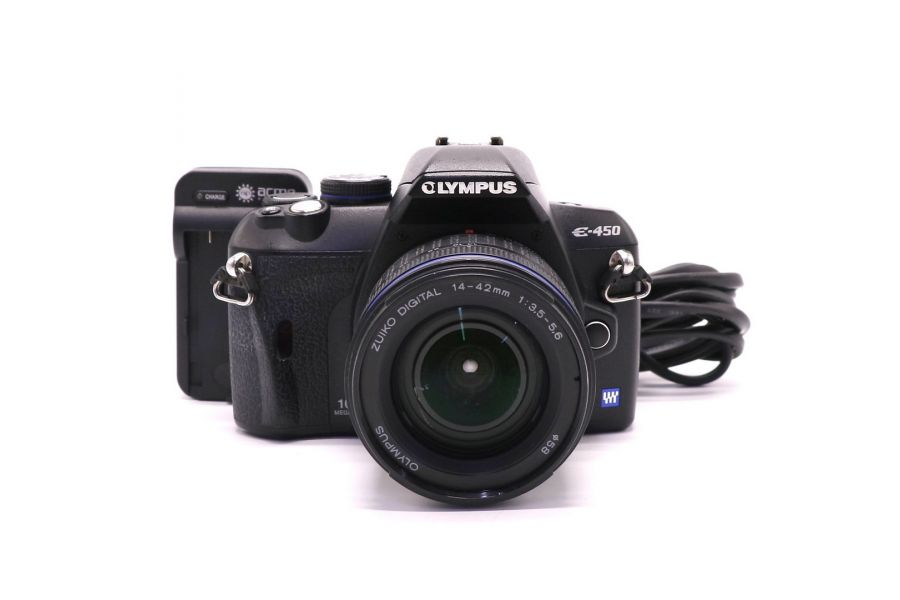 Olympus E-450 + 14-42mm f/3.5-5.6 (пробег 7050 кадров)