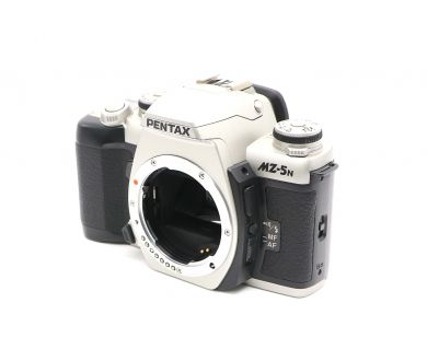 Pentax MZ-5N body