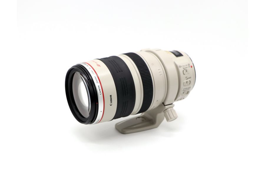 Canon EF 28-300mm f/3.5-5.6L IS USM в упаковке