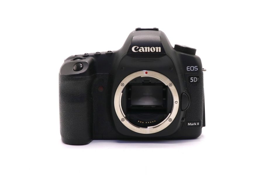 Canon EOS 5D Mark II body (пробег 135465 кадров)