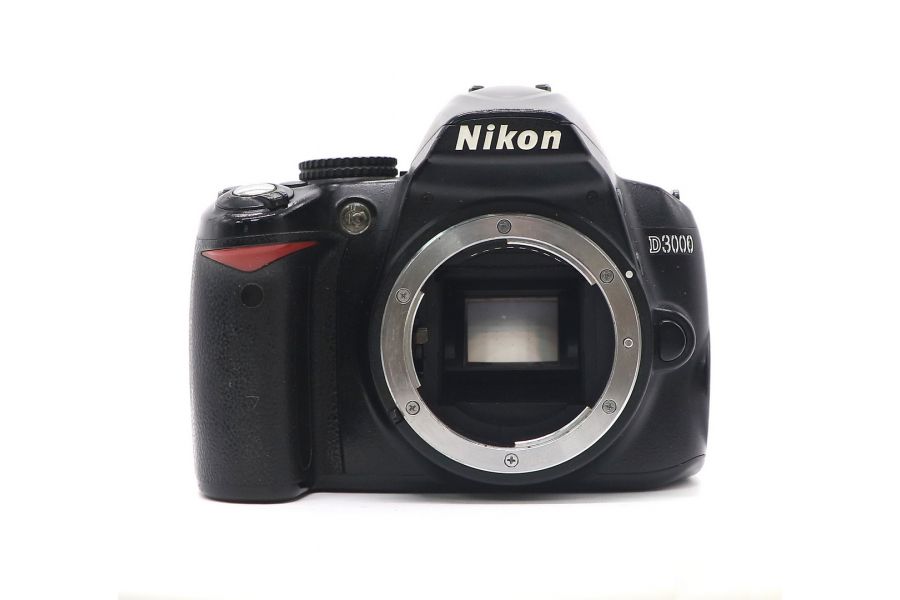 Nikon D3000 body (пробег 60980 кадров)
