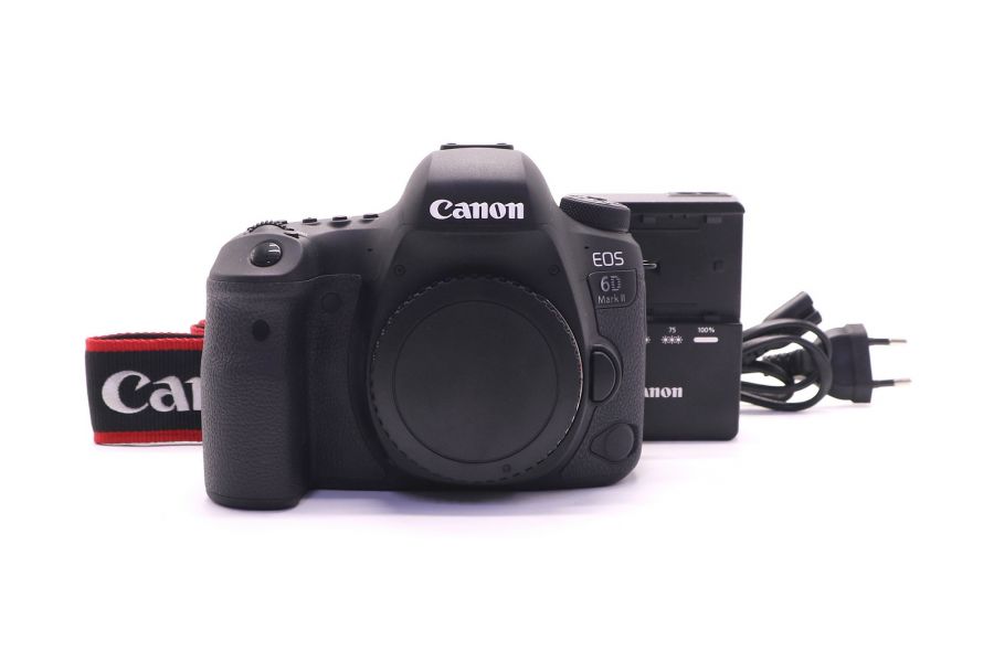 Canon EOS 6D Mark II body (пробег 8020 кадров)