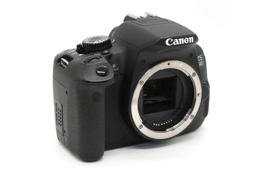 Canon EOS 650D body в упаковке (пробег 21790 кадров)