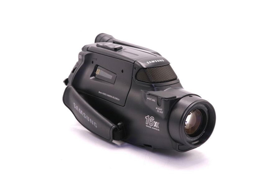 Видеокамера Samsung VP-K75