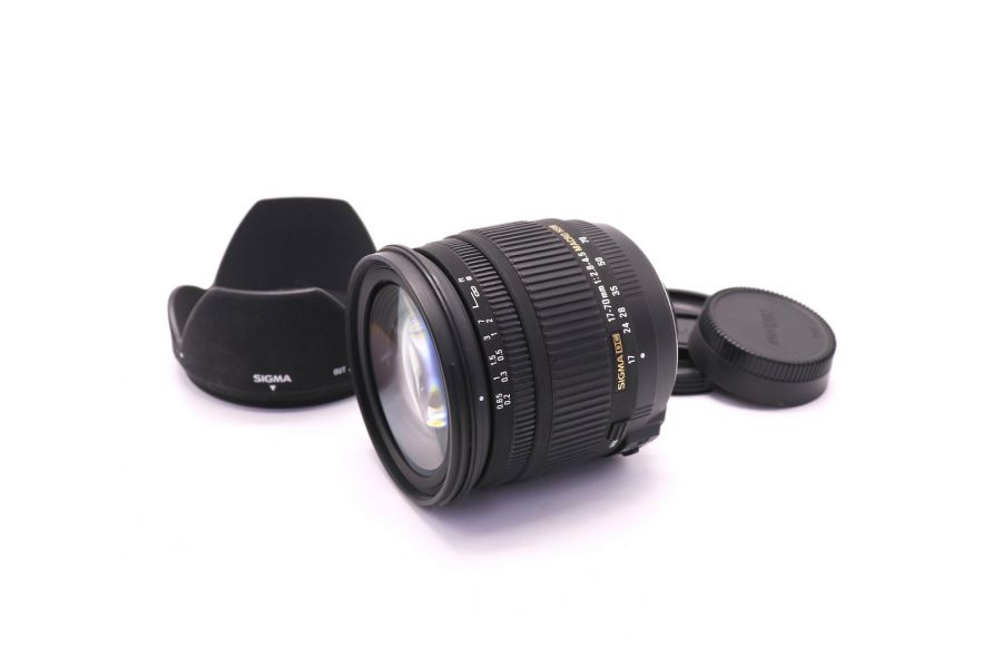 Sigma AF 17-70mm f/2.8-4.5 DC MACRO HSM Nikon F (Japan, 2010)