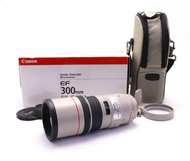 Canon EF 300mm f/4L IS USM в упаковке