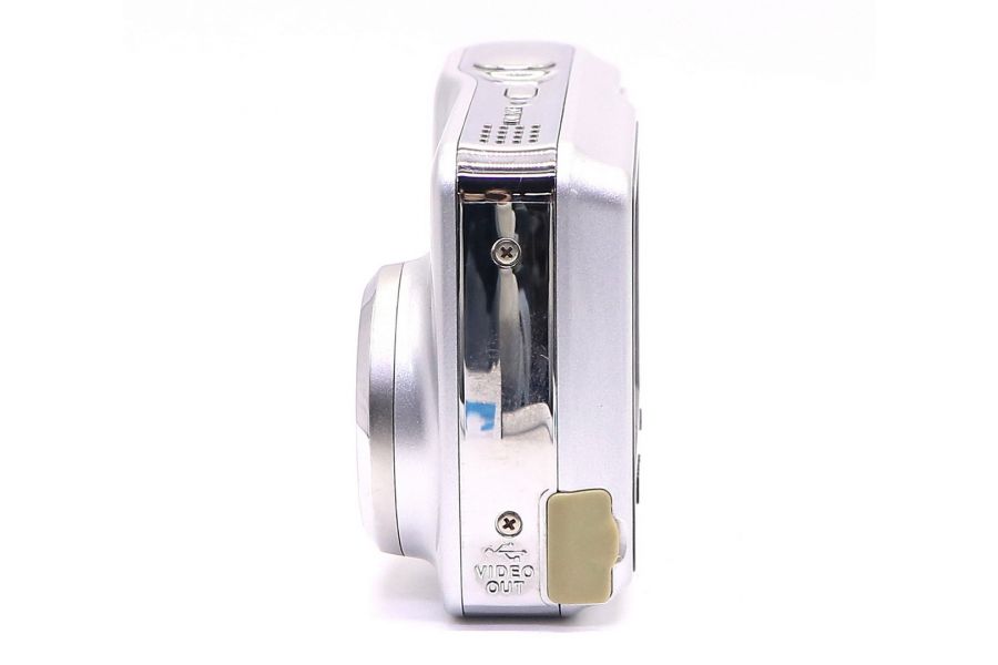 Nikon Coolpix L4 в упаковке